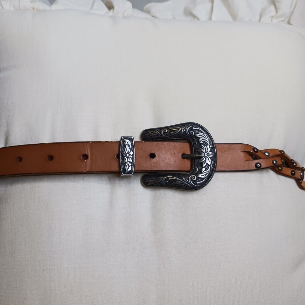 Women's Unbranded Conchos Belt size 2XL
